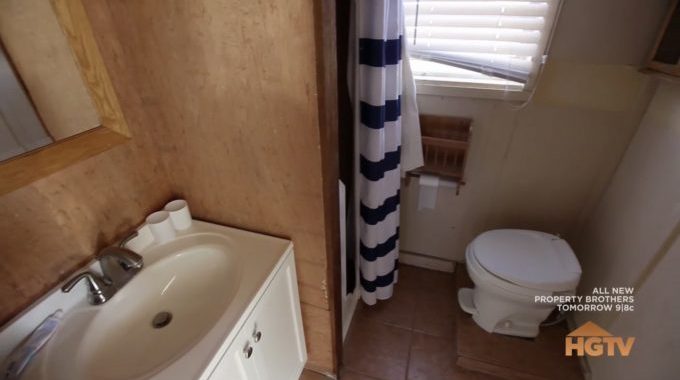 Bathroom – Before